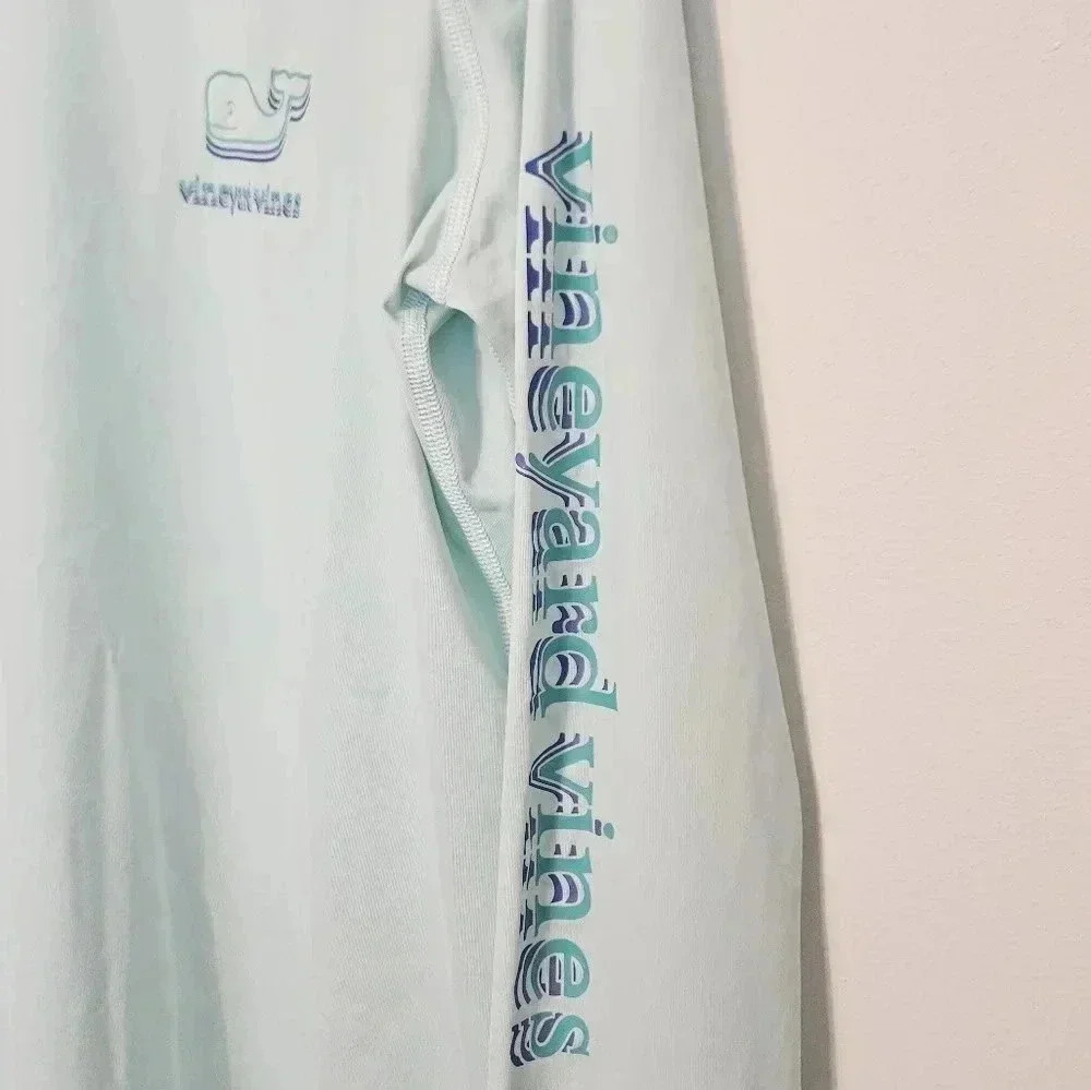 Vineyard Vines Long Sleeve Pullover Size Large EUC - Picture 3 of 7